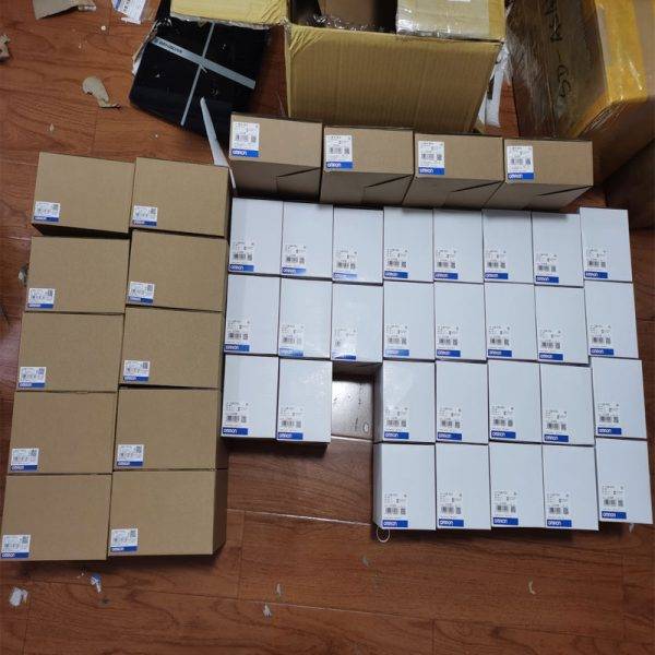 OMRON PLC CJ2M-CPU34 - Image 2